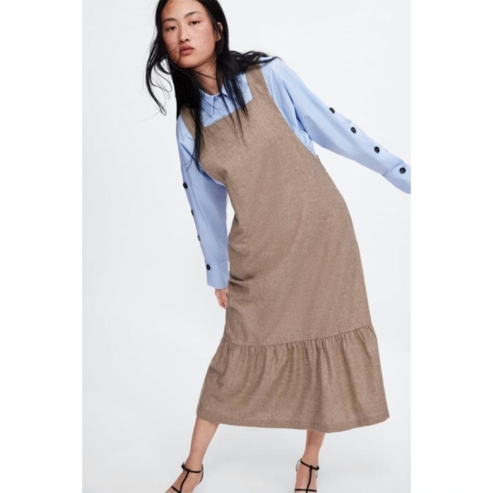 Zara Woman Classic Camel Loose Fit Pinafore Ruffle Hem Midi Dress in Caramel